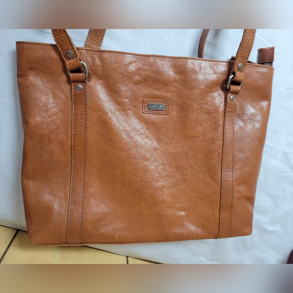 Spikes & Sparrow Leather Tote - Picture 4 of 13